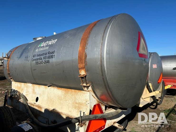 liquid-nurse-trailer-(cp1353,-tank-2112)-image-5