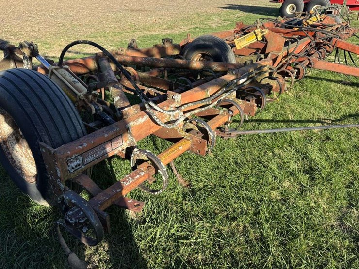 mckee-pull-type-cultivator-image-7