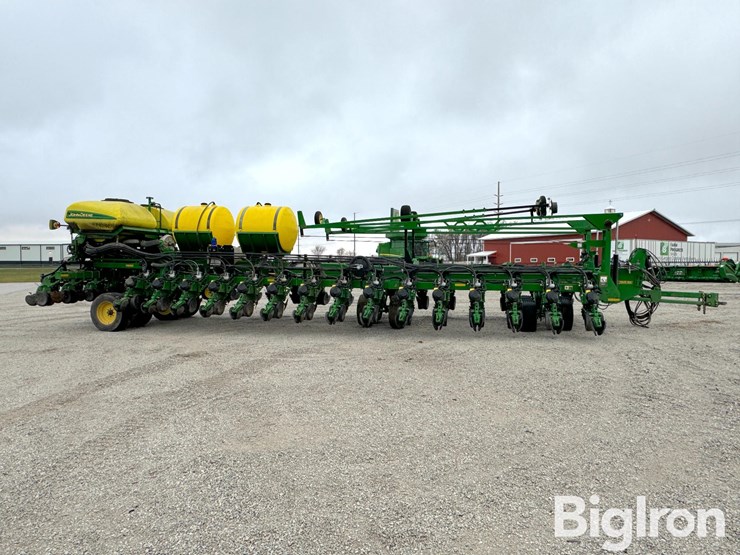 john-deere-db90-image-4