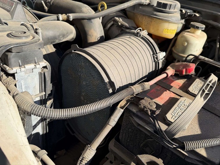 2006-ford-f550-image-38