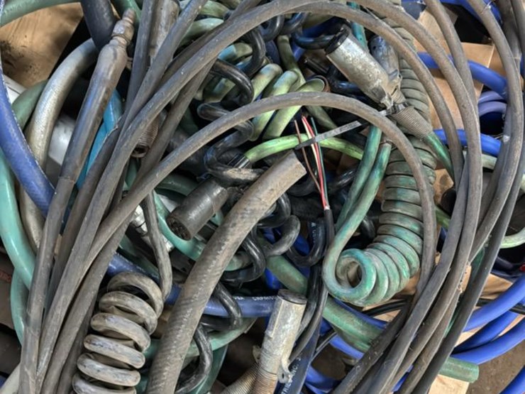 #195-•-skid-of-hoses*-image-5