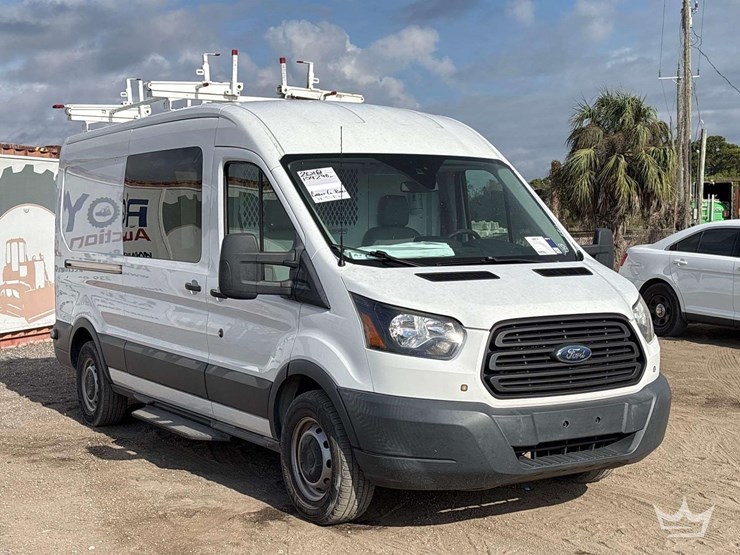 2018-ford-transit-image-2