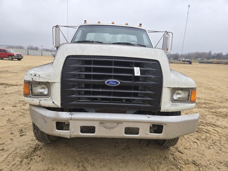 1996-ford-f700-image-2