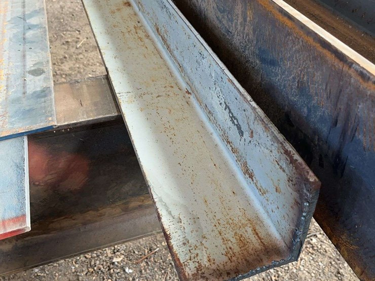 group-of-angle-steel-image-4