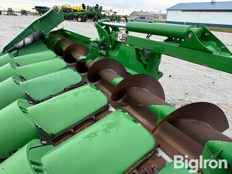 john-deere-c12f-image-13