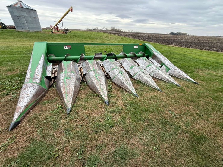 2024-john-deere-643-image-10