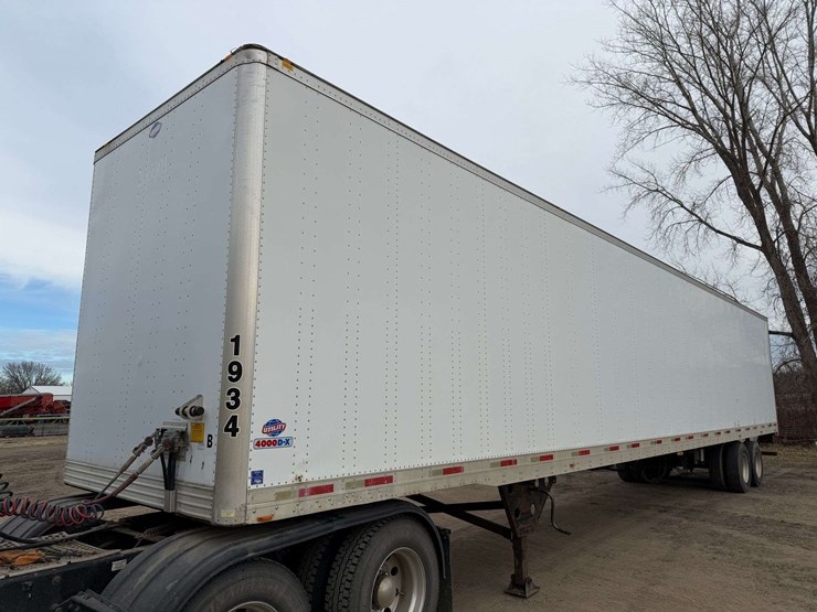 2006-utility-4000d-x-image-2