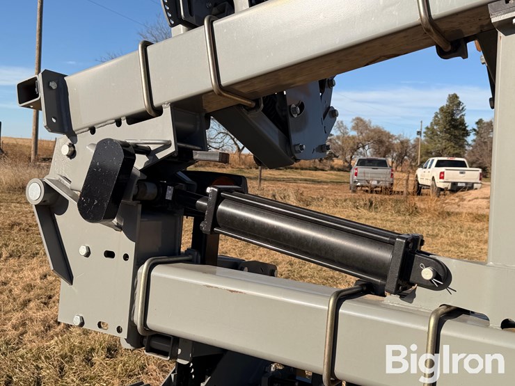 hiniker-cultipro-12r-row-crop-cultivator-image-10