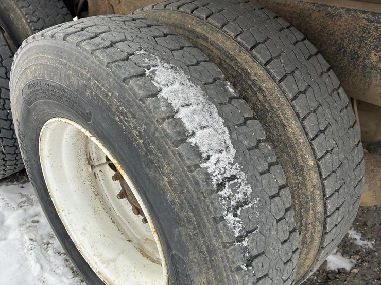 1995-international-4900-image-5