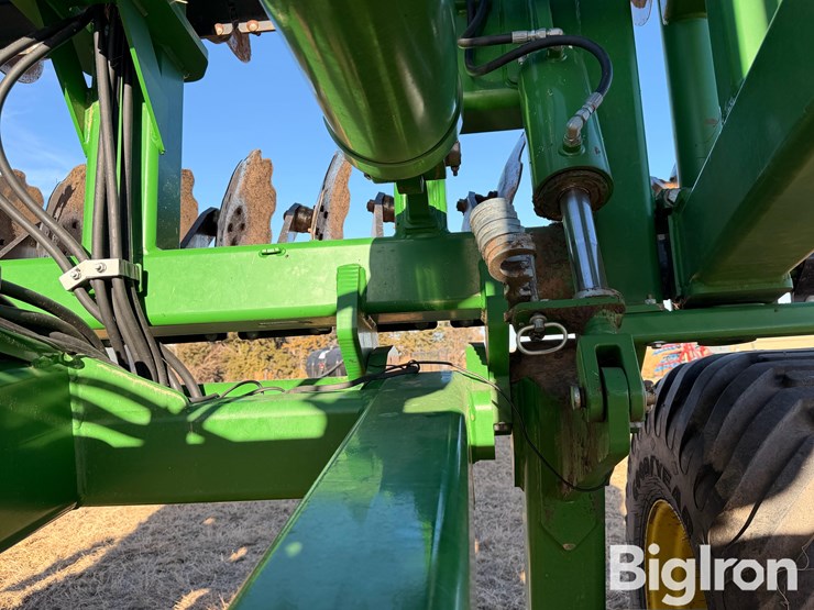 2022-john-deere-2680h-image-20