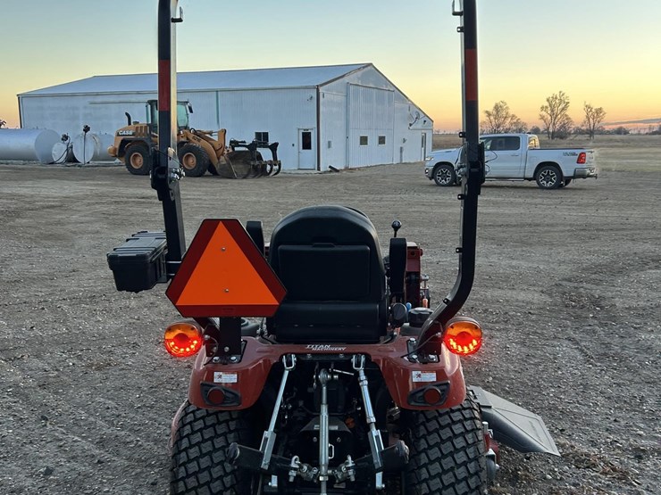 2023-case-ih-farmall-25sc-image-8