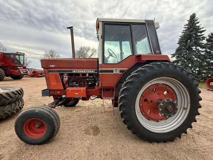 1980-international-1086-image-12