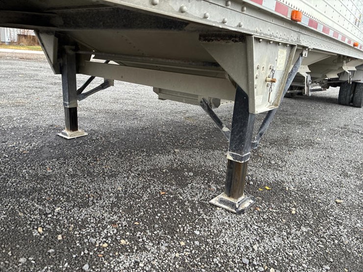 wilson-hopper-bottom-image-21