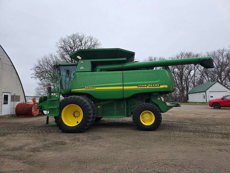 2000-john-deere-9650-sts-image-25
