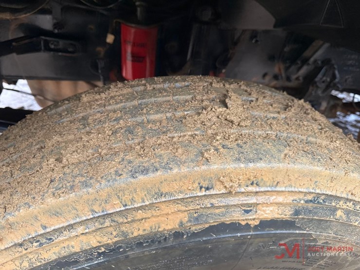 2007-sterling-water-truck-image-6