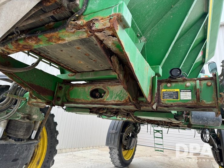 john-deere-r4038-image-9
