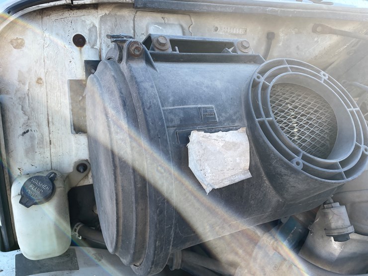 international-4700-image-44