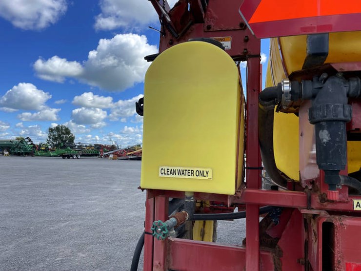 #113987-•-century-sprayer-image-19