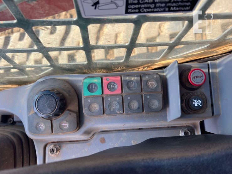 kubota-svl75-3-image-30