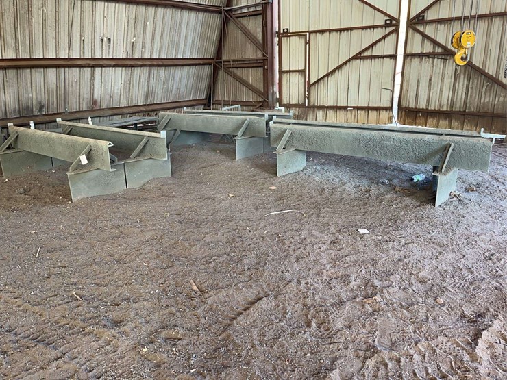 (6)-steel-horses-with-steel-table-image-1