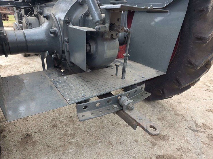 1938-case-cc-narrow-front-tractor,-new-12.4/11-36-rears,-pto,-crank-start,-sn:-4200966,-rebuilt-fro-image-28