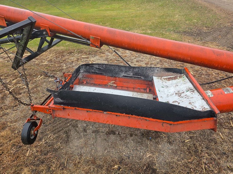 brandt-1070-auger,-10”-x-70’,-hydraulic-lift,-hydraulic-driven-single-auger-swing-hopper,-540-pto-image-10