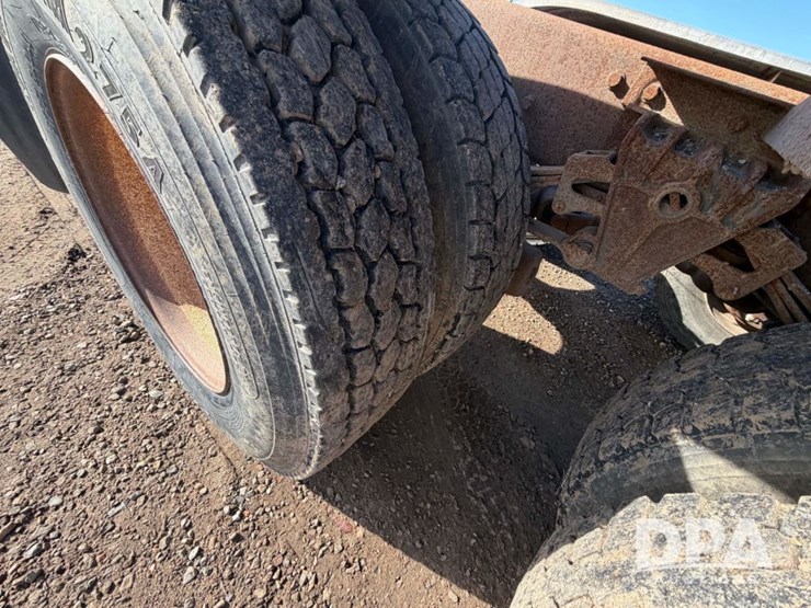 1997-volvo-f16-image-25