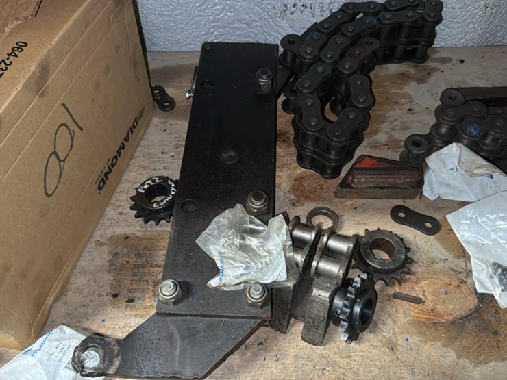 #170-•-contents-of-shelf-four*-image-7