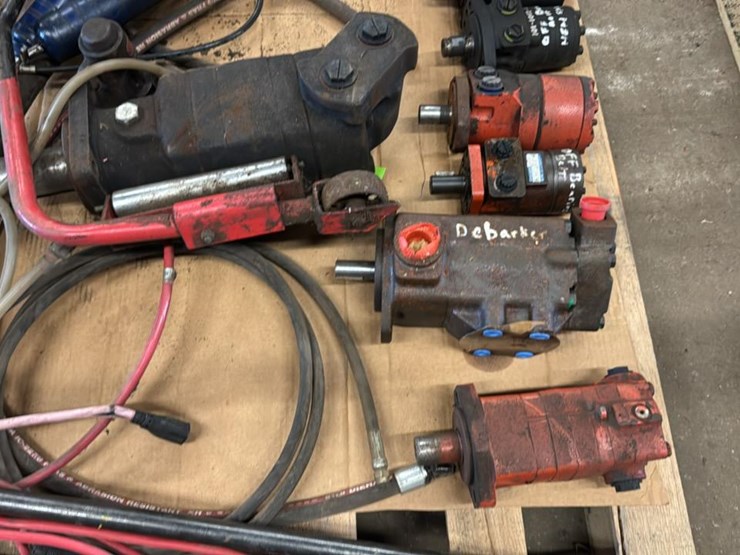 #186-•-skid-of-miscellaneous-items*-image-5