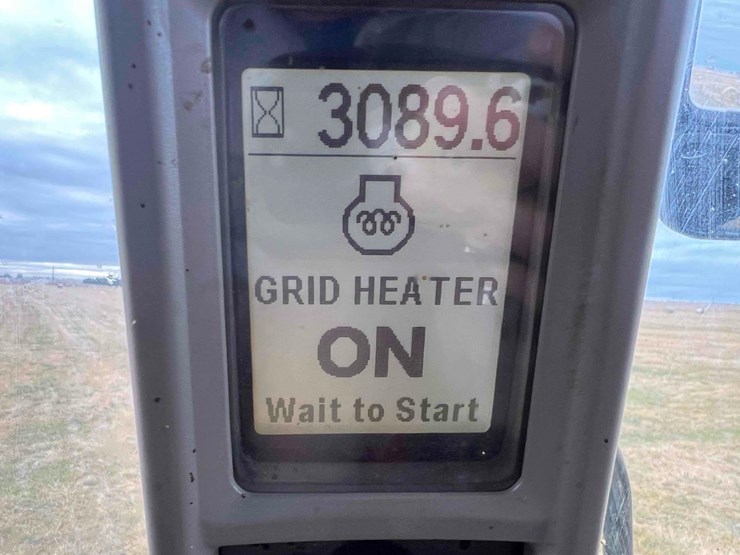 2014-case-ih-magnum-310-image-37