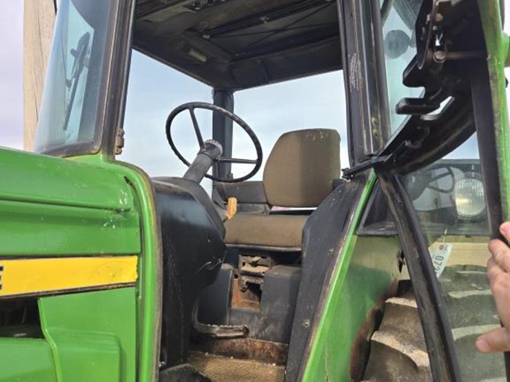 john-deere-4630-image-22