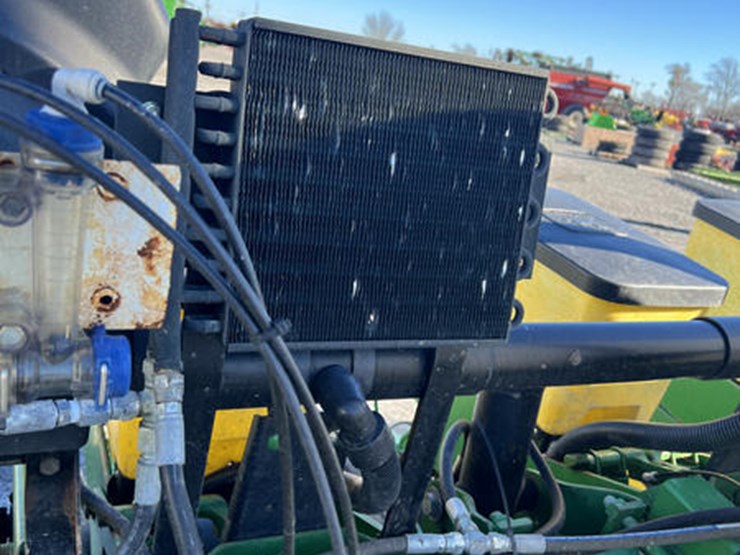 john-deere-7200-image-14