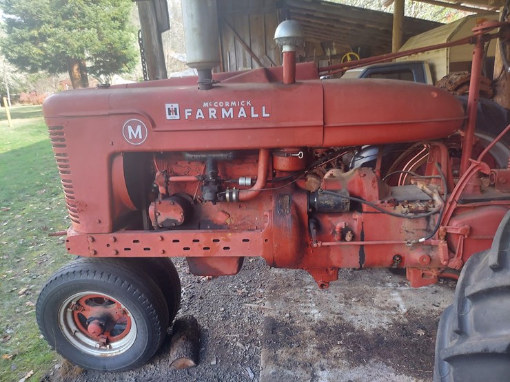 #3901-•-1943-international-harvester-farmall-tractor-image-5