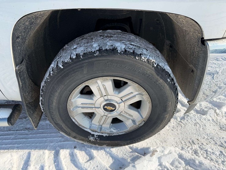 2013-chevrolet-silverado-1500-lt-image-30