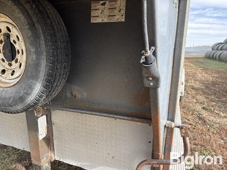2003-featherlite-5320-gooseneck-livestock-trailer-image-15