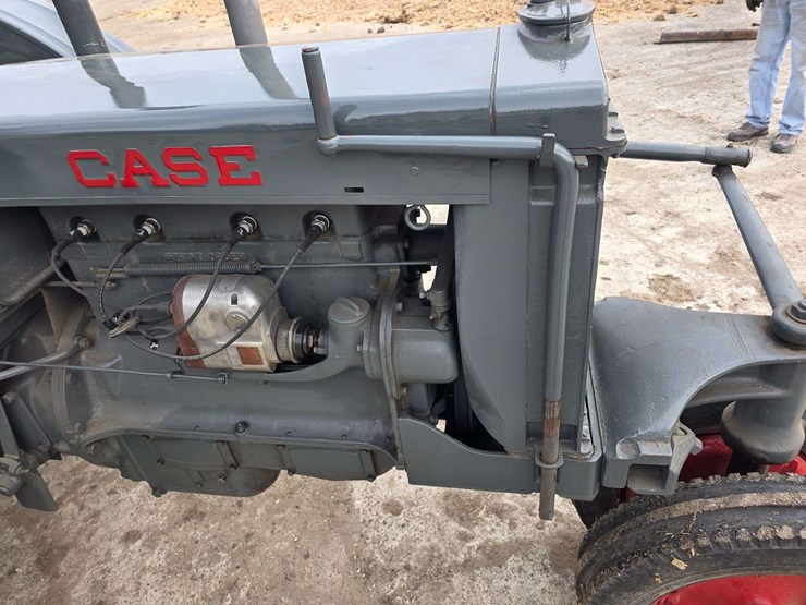 1938-case-cc-narrow-front-tractor,-new-12.4/11-36-rears,-pto,-crank-start,-sn:-4200966,-rebuilt-fro-image-47