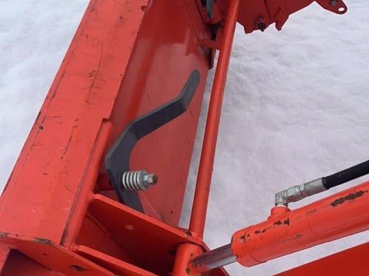 kubota-l3301d-image-12