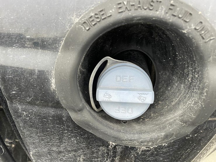 peterbilt-386-image-25