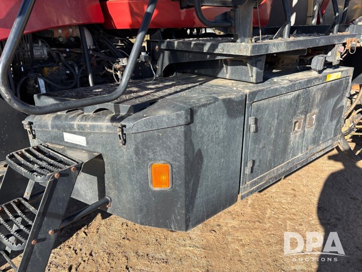 case-ih-titan-3020-image-38