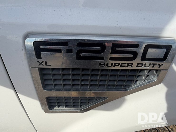 2009-ford-f250-image-39