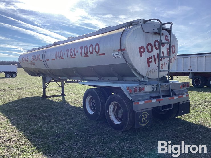 1965-standard-steel-36’-aluminum-t/a-water-tanker-trailer-image-7