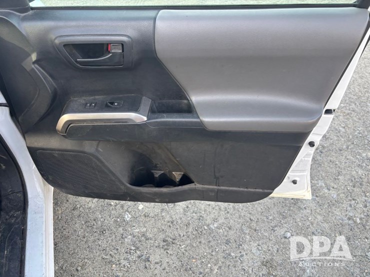 toyota-tacoma-image-56