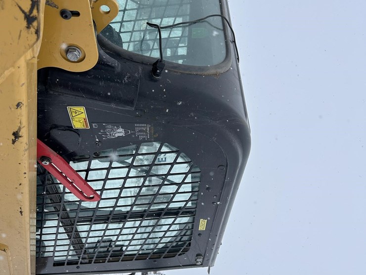 2019-caterpillar-259d-image-26