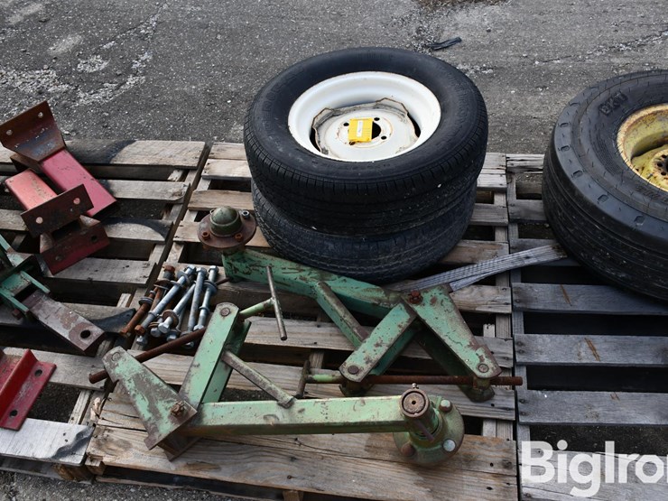 tiger-paw-p205/75r15-tires-on-4-bolt-rims-image-6