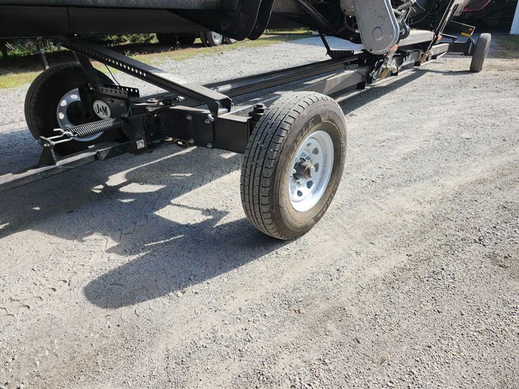 2024-j&m-4ws-15-head-cart,-40’-image-1