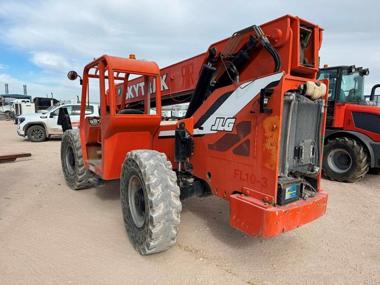 sky-trak-10054-image-2