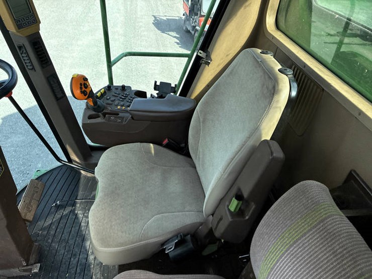 john-deere-9650-sts-image-93