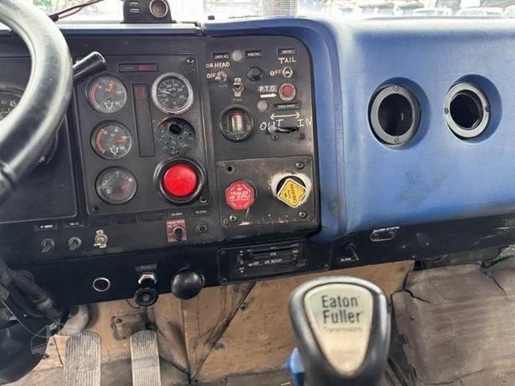 international-f9370-image-11