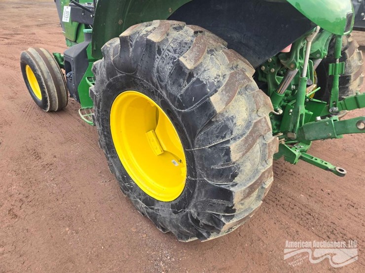 john-deere-5085m-image-12