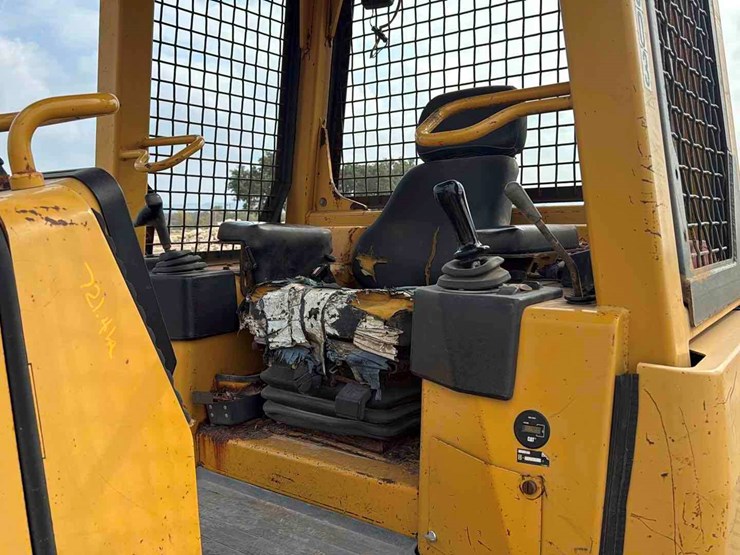 caterpillar-d5g-lgp-image-15